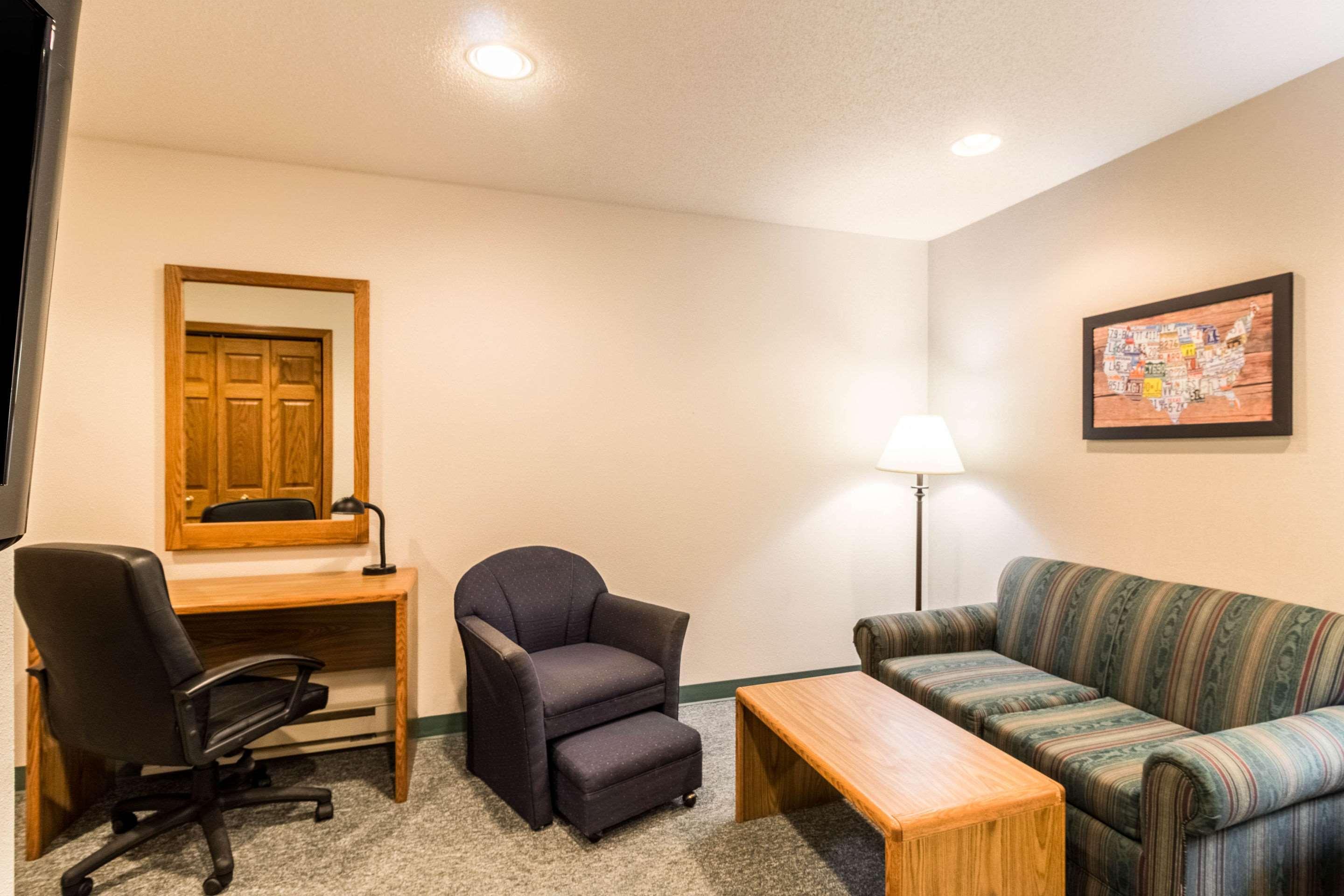 Econo Lodge - Valley City Exterior photo
